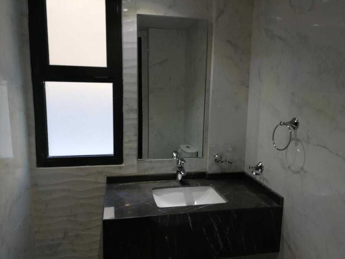 Infinity Juffair Suites Manama Eksteriør billede