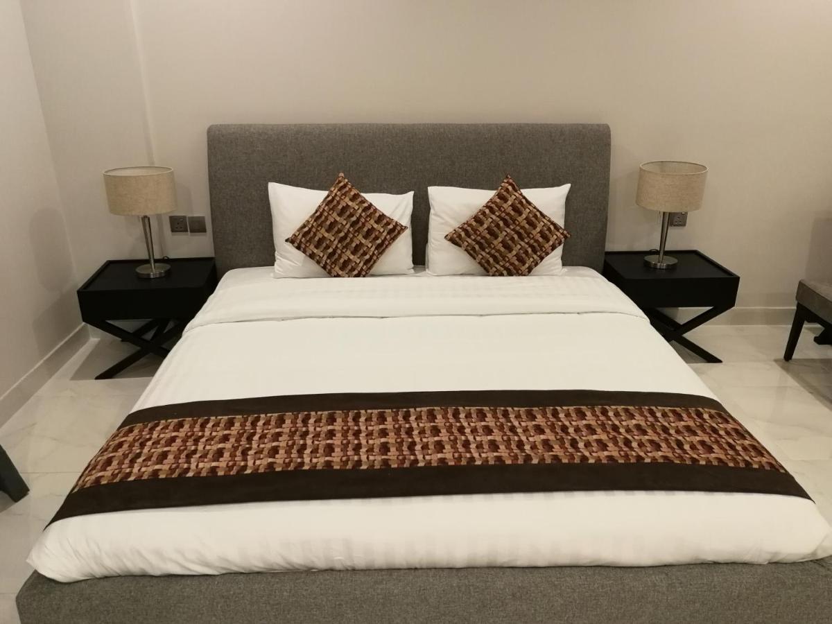 Infinity Juffair Suites Manama Eksteriør billede