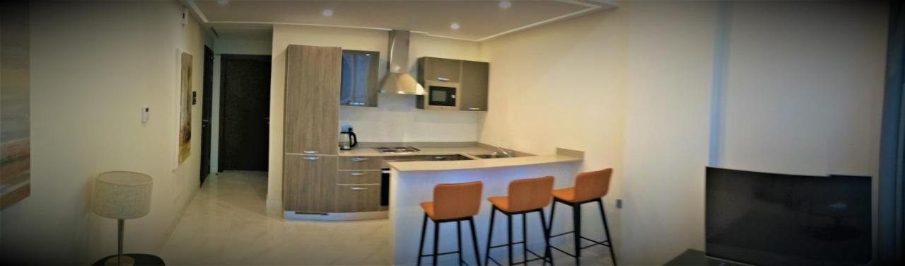 Infinity Juffair Suites Manama Eksteriør billede